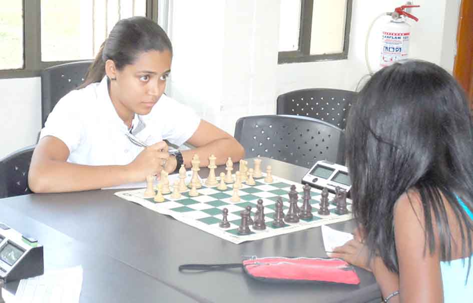 El equipo de ajedrez de la CBN logró que tres de sus participantes clasificaran a la fase regional.