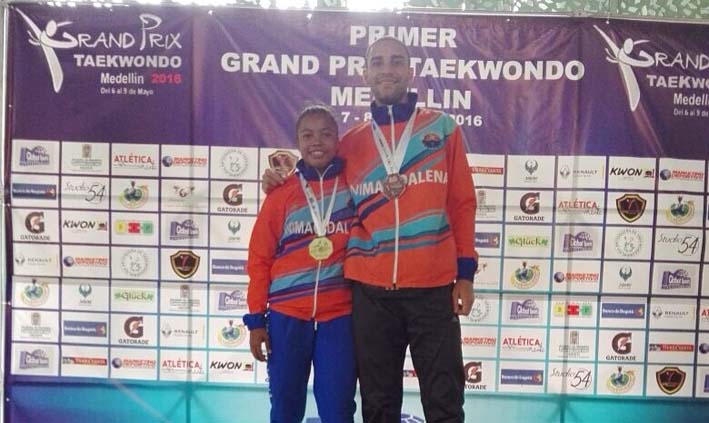 Sayi Fontalvo San Martín y Miguel Caballero Ordoñez en el Grand Prix Internacional de Taekwondo. 