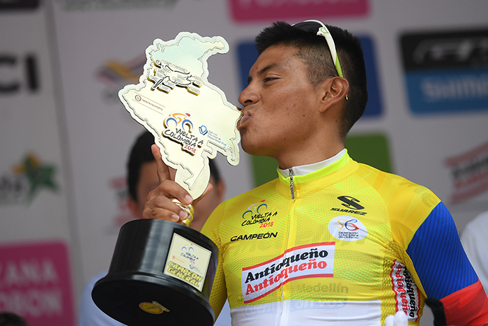 El ecuatoriano se convirtió en el quinto extranjero en ganar la Vuelta a Colombia. 