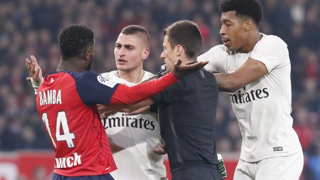 El París Saint Germain dejó escapar la primera ocasión de sellar el campeonato que ahora quedó aplazado para la próxima fecha.