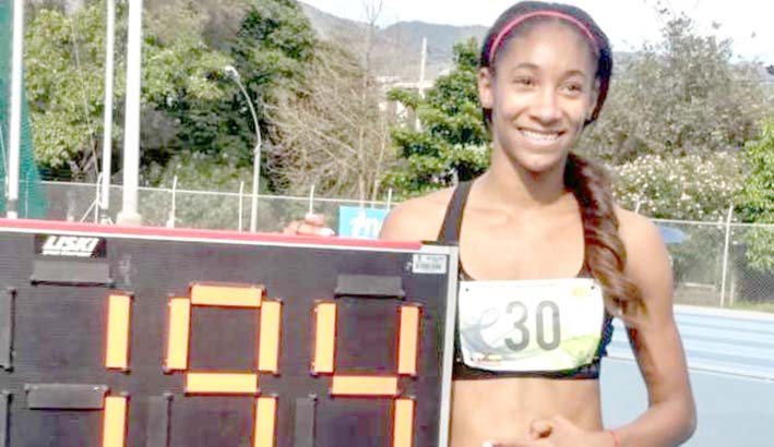María Fernanda Murillo en salto alto al pasar el listón a 1 metro y 94 centímetros, con lo que tumbó el récord nacional que ostentaba Caterine Ibargüen desde 2005.