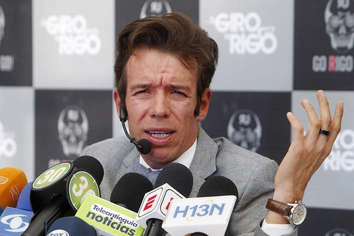 Rigoberto Urán dijo que su compatriota Miguel Ángel López aún tiene posibilidades de quedarse con el Giro de Italia.