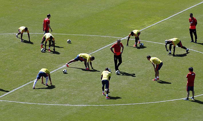 Colombia se entrena en Sao Paulo, previo al compromiso de mañana ante Catar, donde de conseguir una victoria, estaría asegurando su paso a cuartos de final.