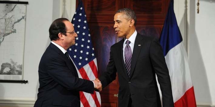 Barack Obama y Francois Hollande, luego de terminada la conferencia de prensa.