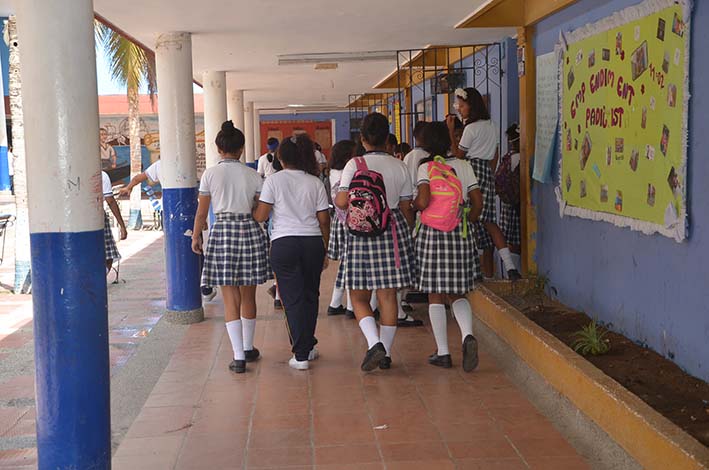 Los colegios del departamento de La Guajira apoyan el paro nacional que lidera Fecode, con el cese por 24 horas.