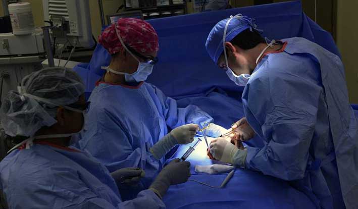 La petición la hizo la Sociedad de Cirugías Plástica de Brasil que aseguró que los diplomas no certifican ningún tipo de especialización.