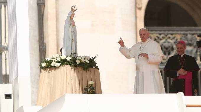 El Papa Francisco oró ayer por los cristianos víctimas del atentado de Estado Islámico en Egipto.