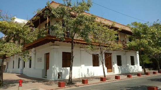 Casa de la Aduana, donde se realizó el primer velorio de Bolívar.