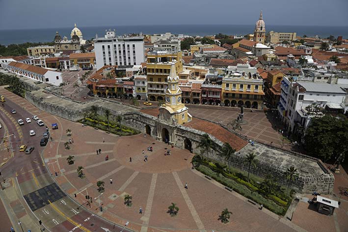 Panorámica de la ciudad de Cartagena de Indias que celebró este 1 de mayo su cumpleaños 485 en medio de la más profunda crisis de gobernabilidad en su historia reciente, que ha derivado en la posesión de diez alcaldes en los últimos seis años. Foto EFE.