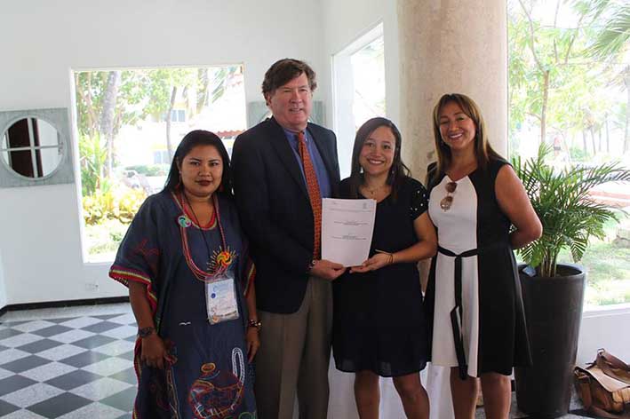 La Fundación Baylor Colombia y la Universidad de Antioquia, firmaron memorando de entendimiento para que los pediatras de último año atiendan a niños indígenas.