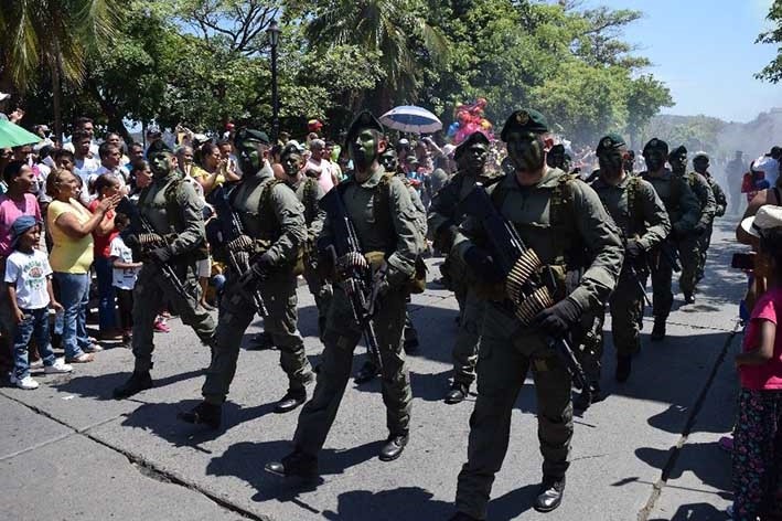Cerca de 1.200 oficiales del Ejército Nacional, harán parte del desfile militar, acompañados de Armada nacional, Fuerza Aérea, Policía Nacional, Bomberos, Defensa Civil. 