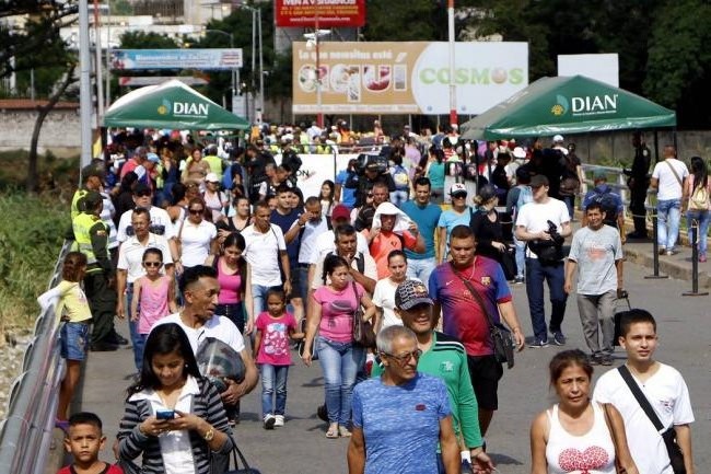 según lo establecido por la Oficina de Migración Colombia, el  Permiso Especial de Permanencia (PEP) fue creado mediante resolución 5797, del 25 de julio de 2017.