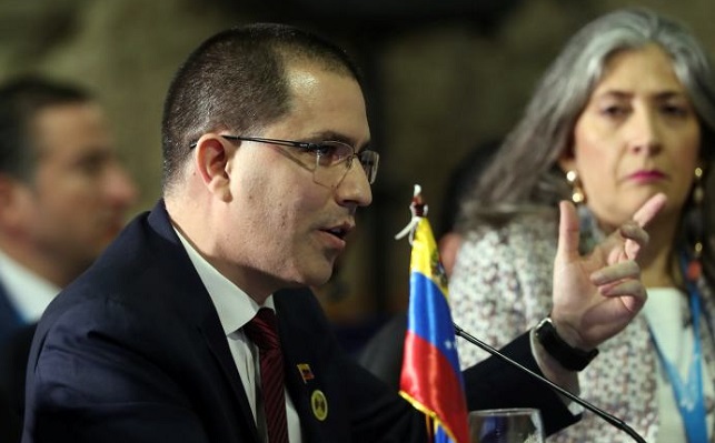 El canciller venezolano, Jorge Arreaza, insistió en acusar a las autoridades colombianas de ser "expertos vividores”.