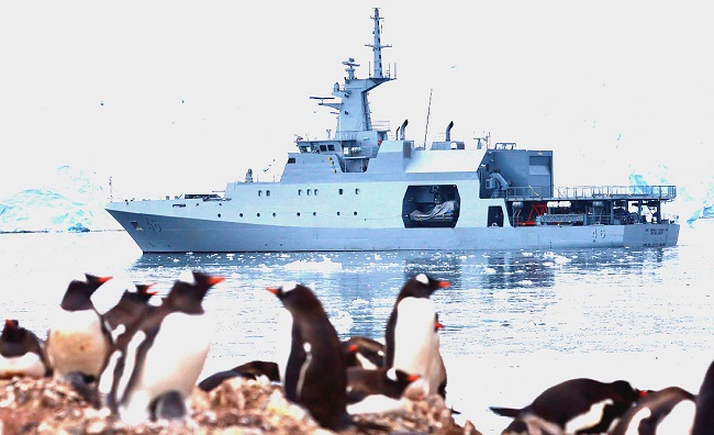 El mandatario Iván Duque afirmó que la expedición permitirá a Colombia seguir posicionándose en el Tratado Antártico y a la Armada convertirse en "fuente de análisis" de los fenómenos costeros.
