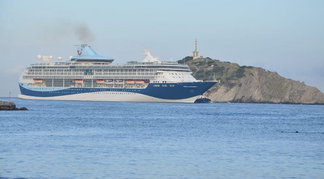 Marella Discovery II tiene programado zarpar hacia Cartagena de Indias a las 6: 00 de la tarde del mismo domingo.