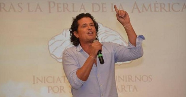 El cantante samario Carlos Vives, lidera junto a su esposa Claudia Elena Vásquez, la iniciativa Tras La Perla’.