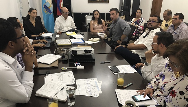 Momento en el que se desarrollaba la reunión de la Junta Directiva de la Essmar. Foto: cortesía Alcaldía Santa Marta.
