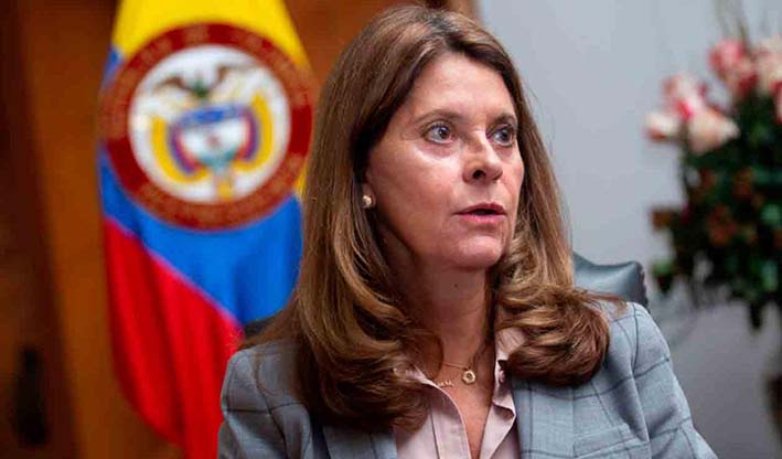 La vicepresidenta Marta Lucía Ramírez resaltó la gestión del Ministro de la Defensa, Guillermo Botero, quien de la mano de sus comandantes de fuerza diseñó el plan Colombia Bicentenario.
