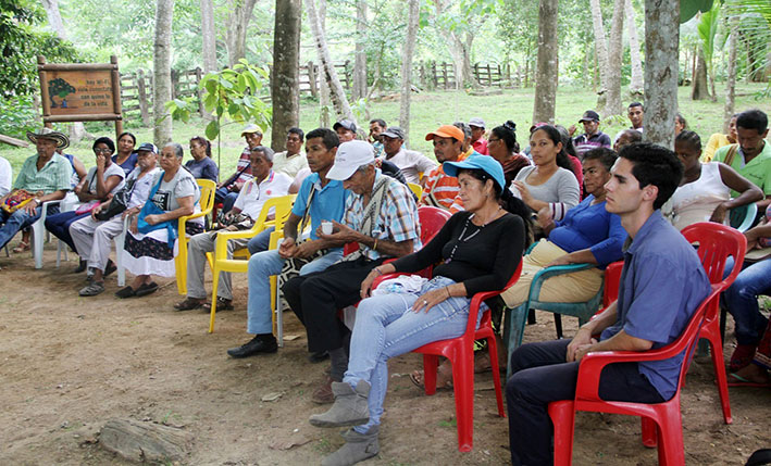 Los campesinos acudieron a la firma del convenio que realizaron conjuntamente CorpoGuajira y Pnud.