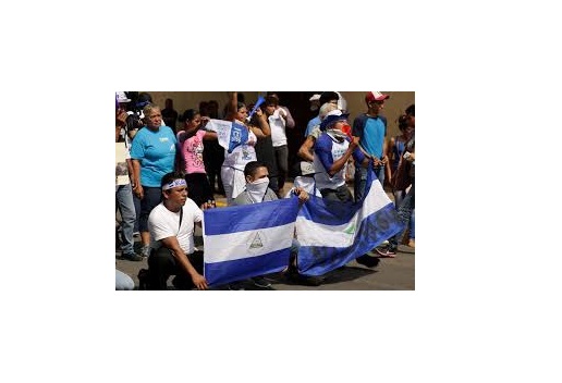 Familiares de las víctimas que han dejado las protestas contra el Gobierno que preside el sandinista Daniel Ortega.