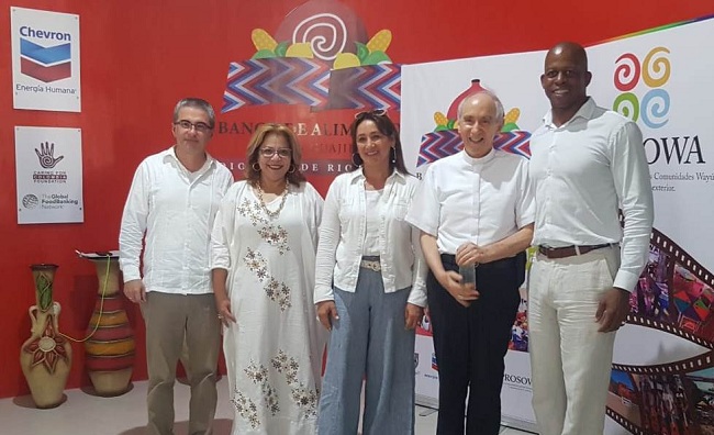 En el Banco de Alimentos estuvieron de visita los directivos de Chevron Colombia; José Palacios, Patricia Serrano y Marc Payne, quien es el presidente de la organización. 
