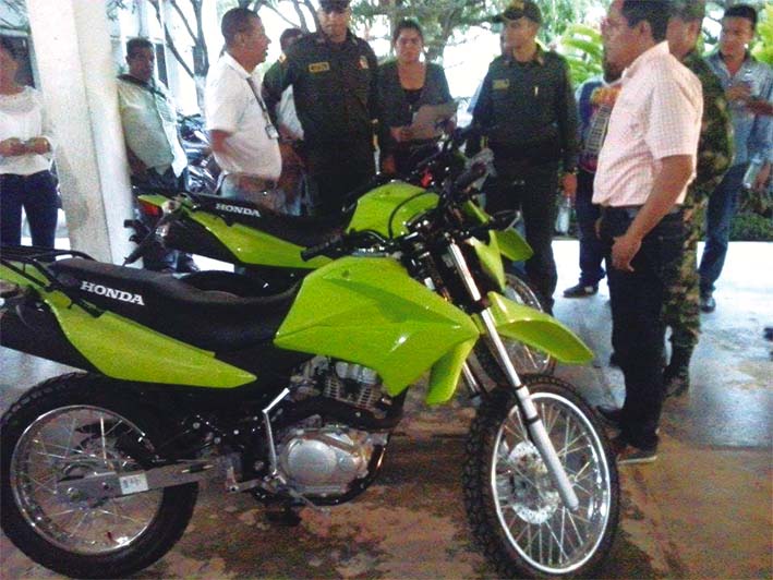 Motocicletas donadas por el Alcalde de El Banco, Magdalena, a la Policía y al Ejército Nacional.  