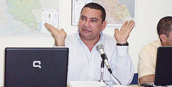 José Gregorio Mangonez fue reclutado en 1999 por alias ‘Rodrigo’ en Ciénaga, luego que la guerrilla quemara varios bienes de una panadería en la cual trabajaba.