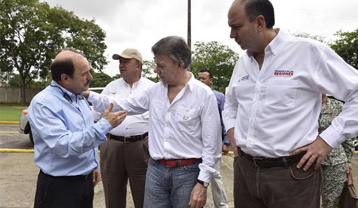 El mandatario encabezó este sábado un consejo de seguridad en Arauca tras el atentado de la guerrilla al oleoducto Caño Limón Coveñas, que afectó fuentes hídricas.