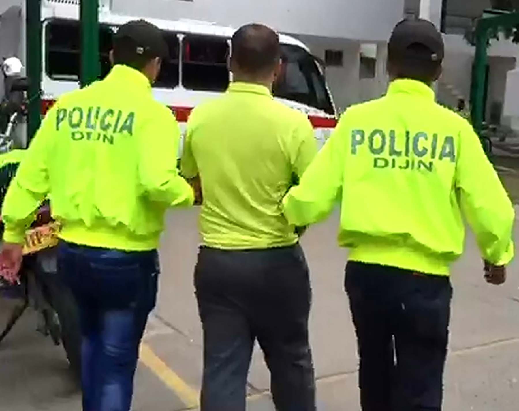 La Policía detuvo en Medellín (noroeste) a Alejandro Arboleda Uribe, alias “Alejo Tucibí”. Foto: Twitter/@DIJINPolicia.