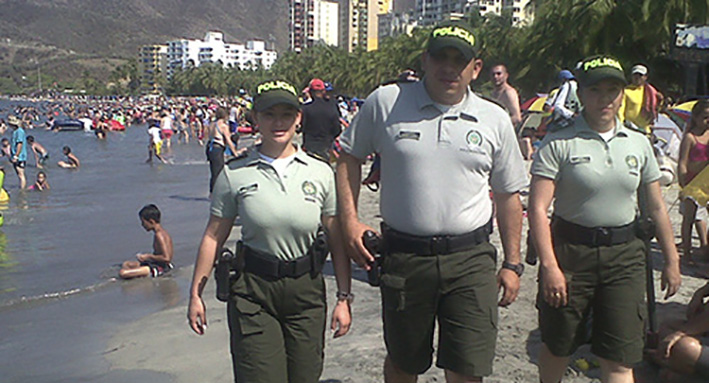 Los nuevos policías brindarán seguridad en las playas y sitios turísticos de la ciudad.