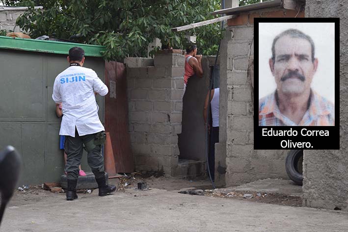 Integrantes de la Unidad Móvil de Criminalística de la Sijín se acercaron hasta el lugar para realizar la respectiva inspección técnica de cadáver.