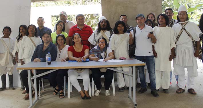 Representantes de varias comunidades indígenas de la Sierra Nevada tambièn hicieron presencia en la reunión convocada por los líderes sociales de la Troncal del Caribe