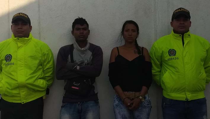 Alexis Polo Hernández e Isis Elena Robles Estrada, fueron capturados tras der señalados como responsables por el delito de hurto calificado.