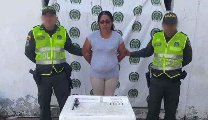 Nayibis Aguilera Morales, ama de casa capturada por porte ilegal de armas de fuego.