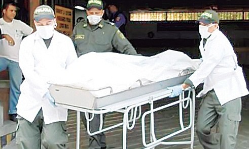 El cuerpo sin vida de Efraín Palomino Montero  fue llevado hasta la morgue del municipio de El Banco, Magdalena.