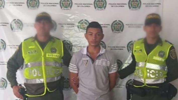 Jesús Manuel Gil Villalba, detenido en pleno centro del municipio de Plato señalado de haber violado a una menor de edad.