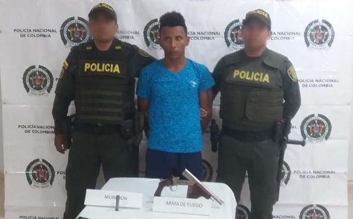 César Enrique Pérez Amador, fue capturado por la Policía del Magdalena por porte ilegal de armas de fuego