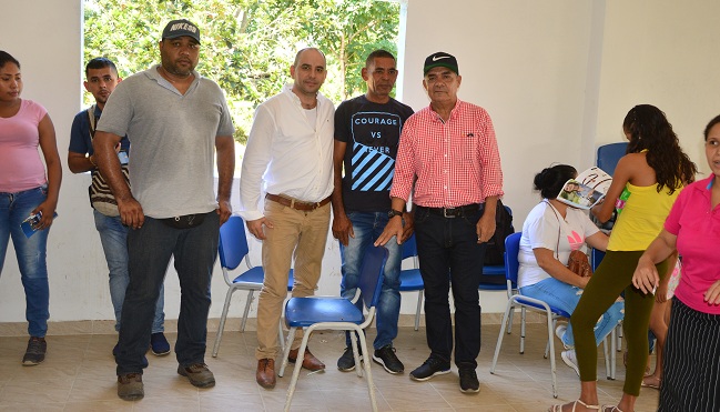 A la actividad hicieron presencia José Manjarres, alto consejero para la Sierra Nevada y su área rural, el líder social Fredy Castillo, además del líder comunal Oscar Uribe
