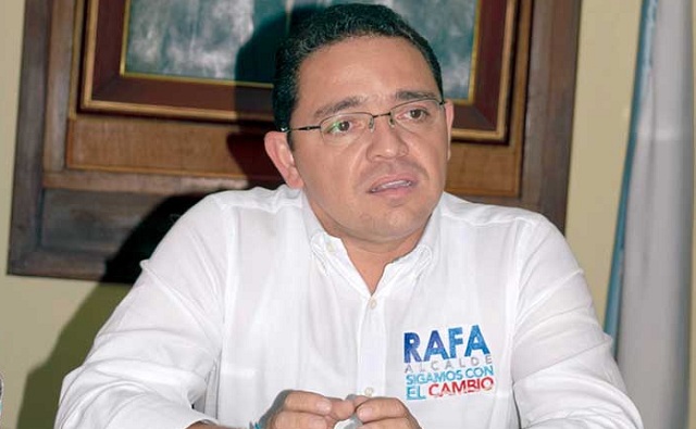 El alcalde Rafael Alejandro Martínez vuelve a ocupar su cargo como mandatario de los samarios.