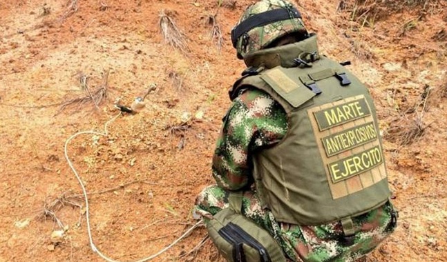 La operación fue llevada a cabo por la Unidad de Armas y Explosivos de la Policía Nacional de Ecuador, en coordinación con la Unidad de Delitos contra la Seguridad Pública y Terrorismo de Colombia.