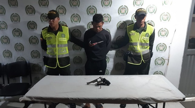 David Armando Hernández Morales, obrero capturado por el delito de porte ilegal de armas de fuego en el barrio Los Pitufos de Ciénaga.