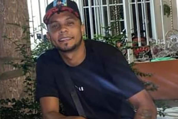 Franklin Júnior Benjamín fue atacado a tiros cuando transitaba en una moto por el barrio Juan 23.
