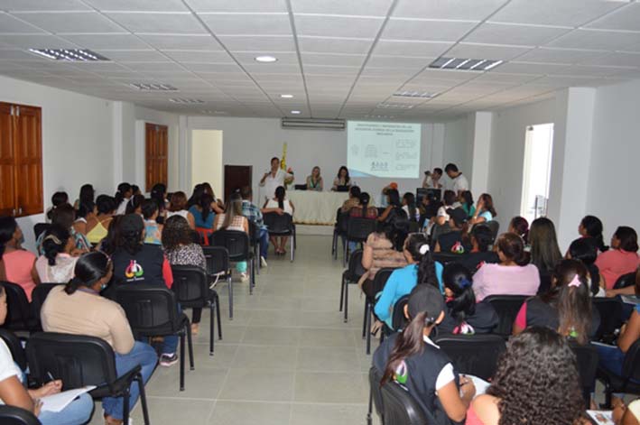 Aspecto del taller de formación en educación inicial y desarrollo psicoafectivo que se realizó en el Infotep.