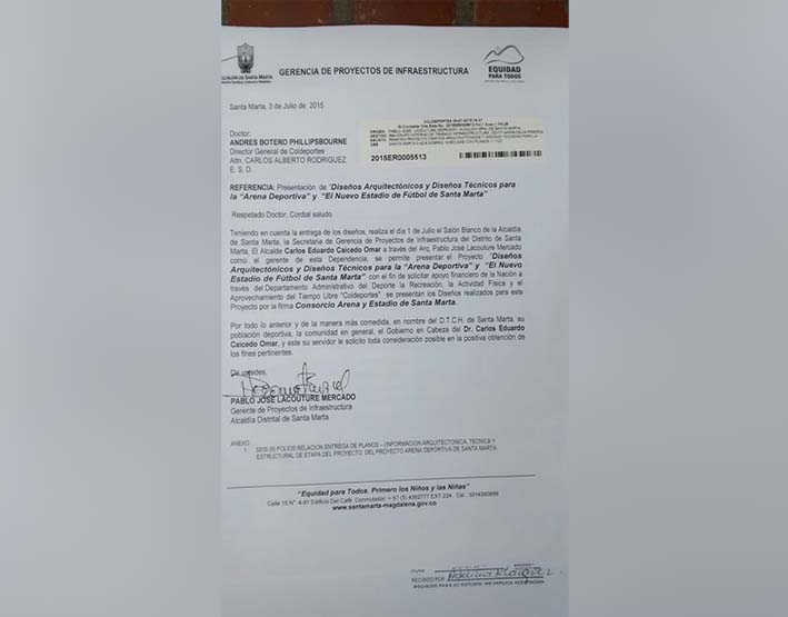 El Alcalde de Santa Marta, Carlos Eduardo Caicedo, entregó toda la documentación exigida por Coldeportes, de la Arena Deportiva y el nuevo Estadio de fútbol para la ciudad, a Andrés Botero, Director de la entidad nacional.