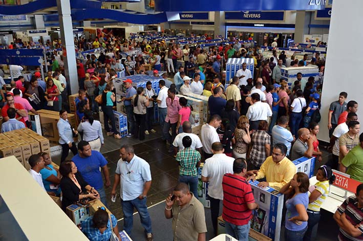 Teniendo en cuenta esta celebración comercial, la Federación Nacional de Comerciantes Fenalco Santa Marta ha realizado una encuesta para conocer las expectativas que el sector comercial samario tiene para el ''viernes negro''.