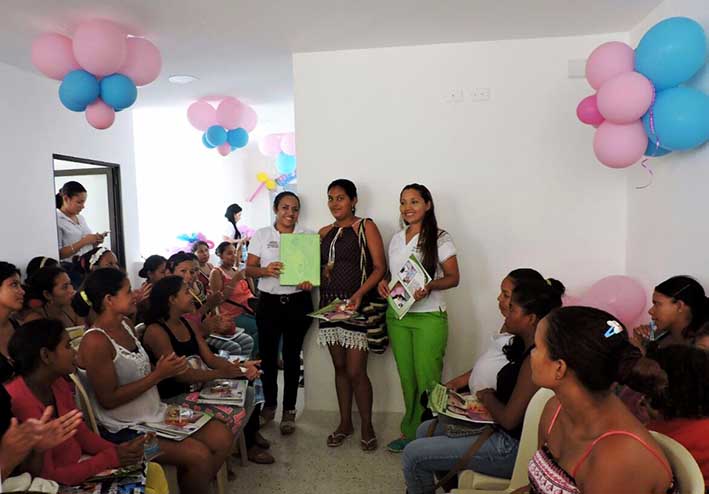 Mujeres gestantes asistieron a la inauguración de la nueva sala de partos en la sede Tomás Torres Lengua.
