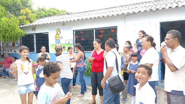 Los padres de familia del colegio José Martí lograron su objetivo, que el colegio cumpliera con las condiciones mínimas de seguridad.