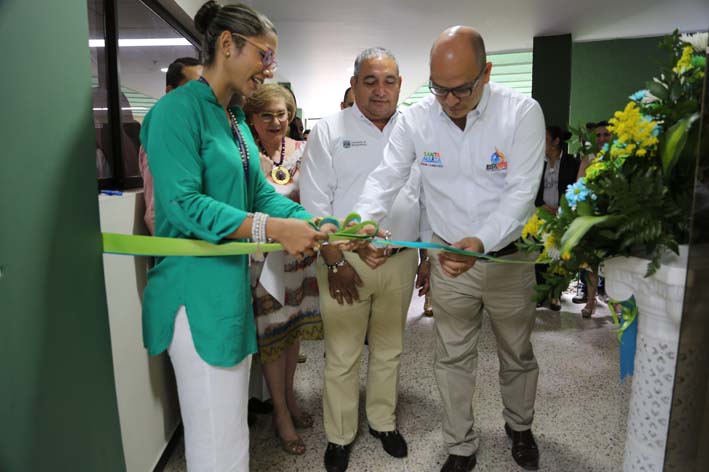 De esta forma la Universidad Cooperativa de Colombia sigue contribuyendo a la alta calidad de la educación de sus estudiantes.