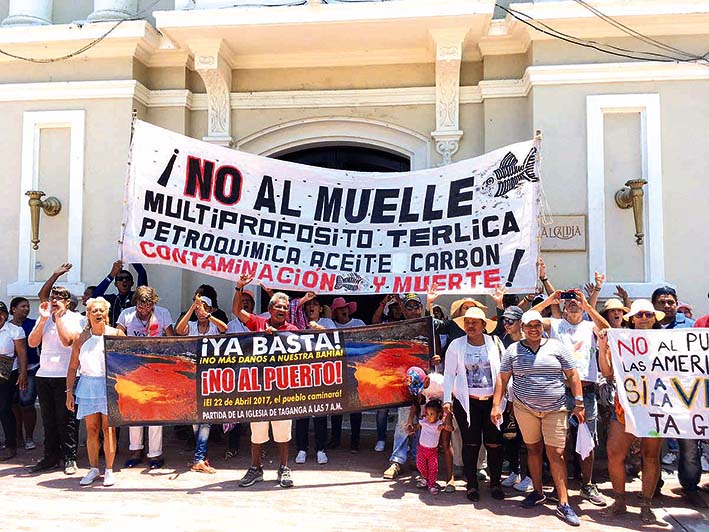 Tagangueros continuarán las protestas hasta que las autoridades nacionales atiendan su llamado, porque estos consideran que el muelle es perjudicial para el pueblo.