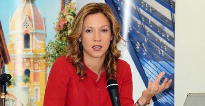 Ministra de Comercio, Industria y Turismo, María Claudia Lacouture, resaltó la importancia de los cruceros en la industria de viajes del país.